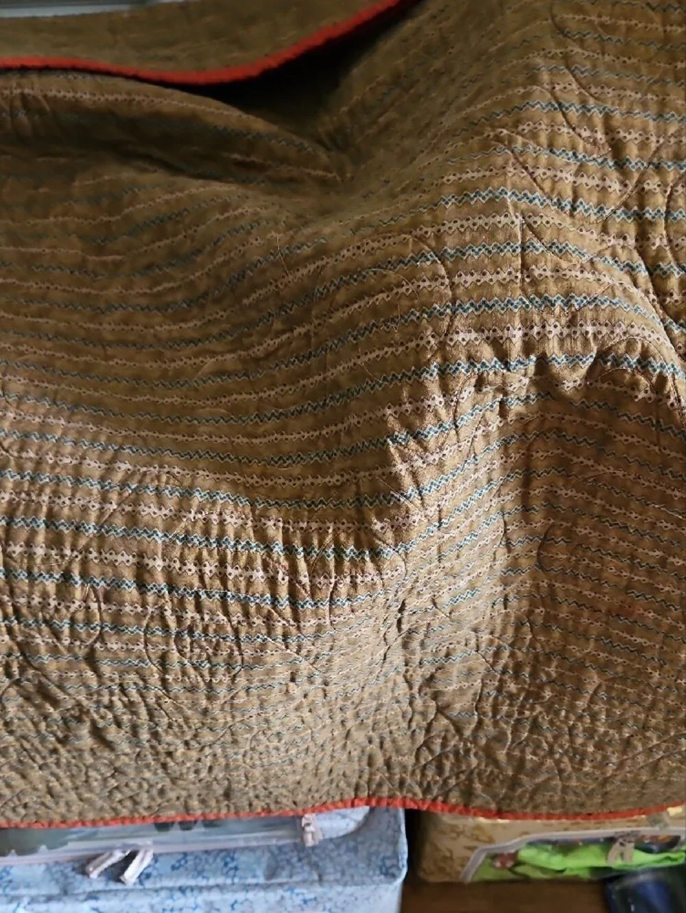 Wildlife Print Quilted Throw Blanket in Orange and Brown